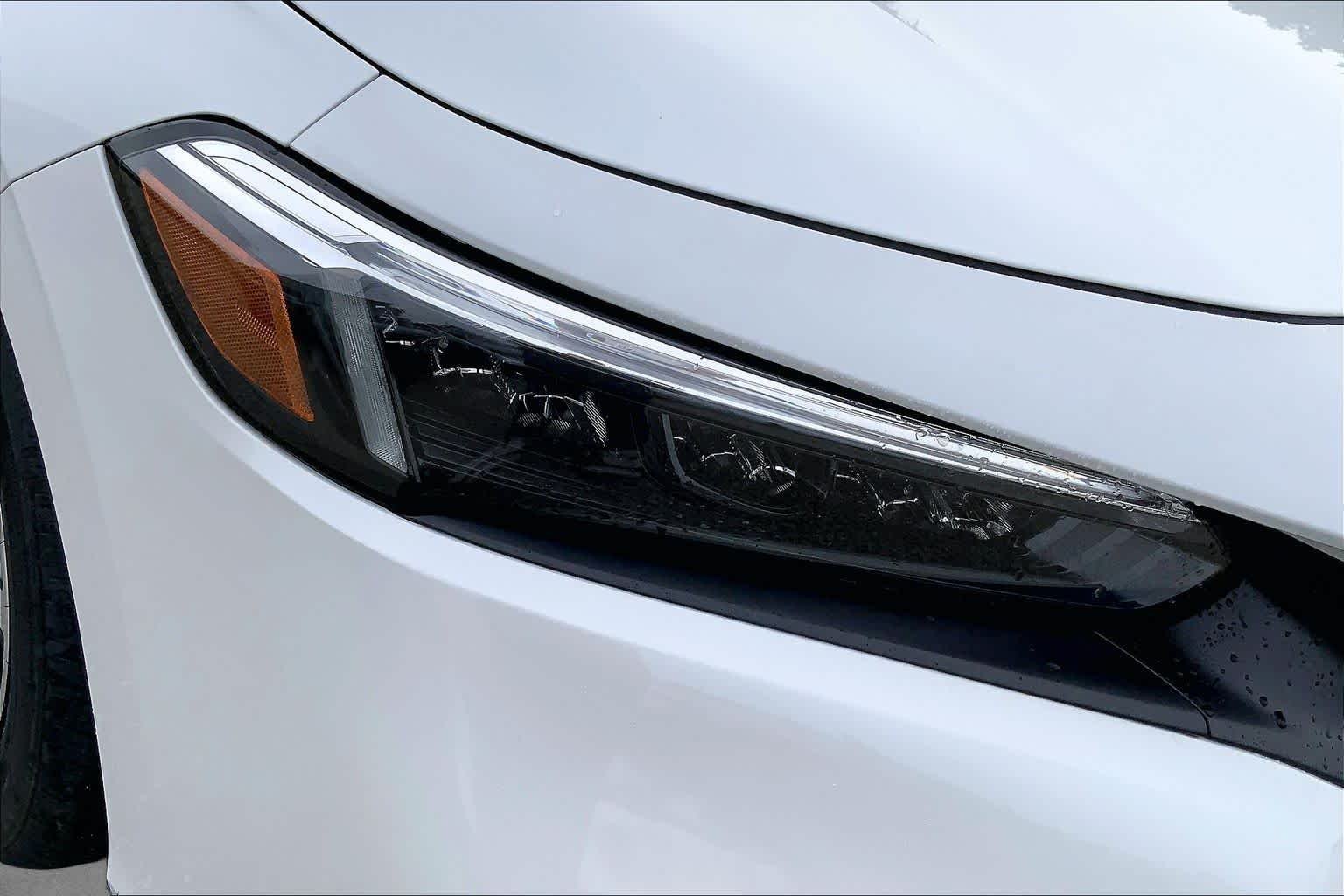 Certified Used 2024 Platinum White Pearl Honda LX image 27