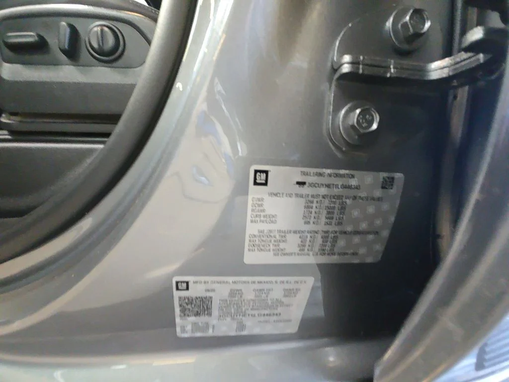Used 2020 Gray Chevrolet High Country image 31