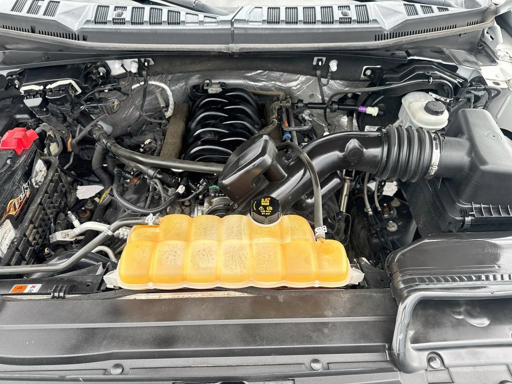 Used 2015  Ford XLT image 33