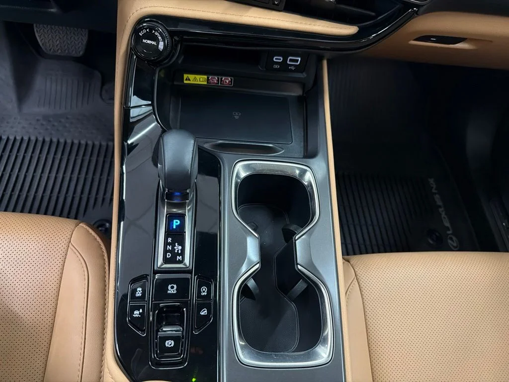 Used 2025 Red Lexus 350 Premium image 18