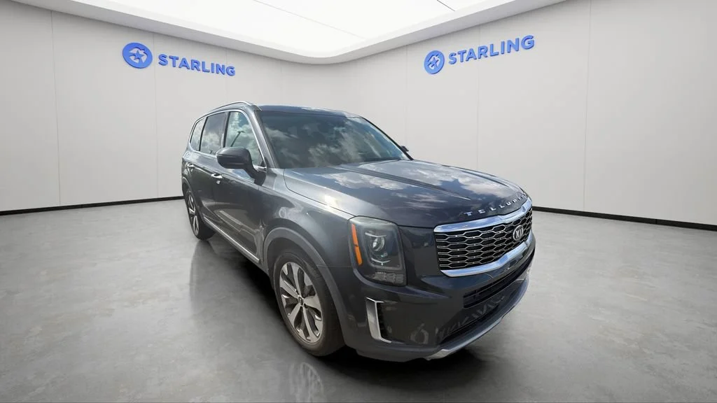 Used 2020 Gray Kia S image 2