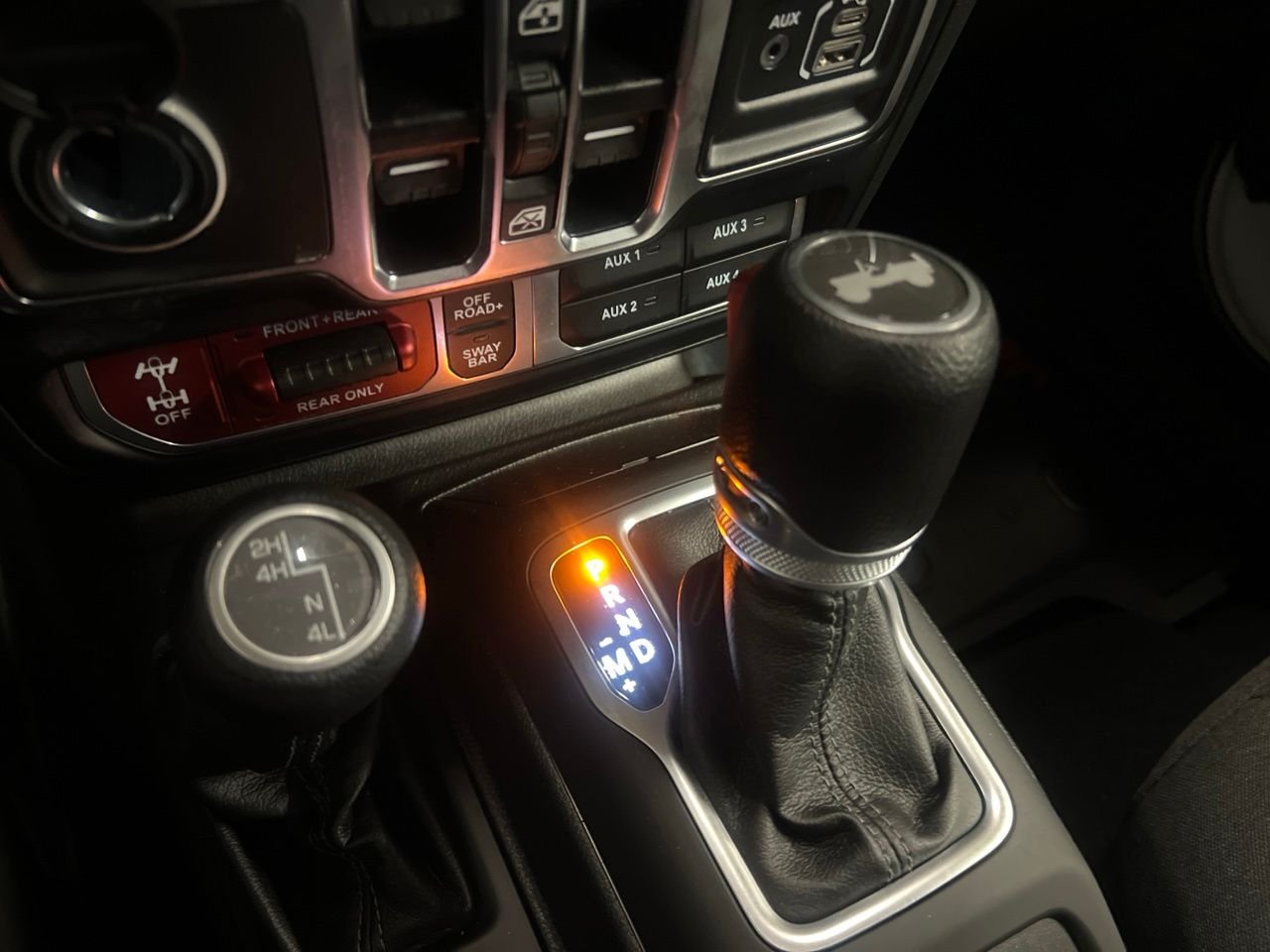 Used 2024 White Jeep Rubicon image 34