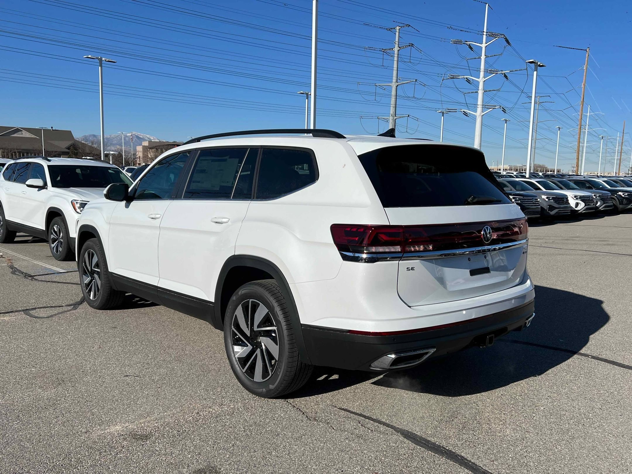 New 2026 Opal White Volkswagen 2.0T SE w/Technology image 10