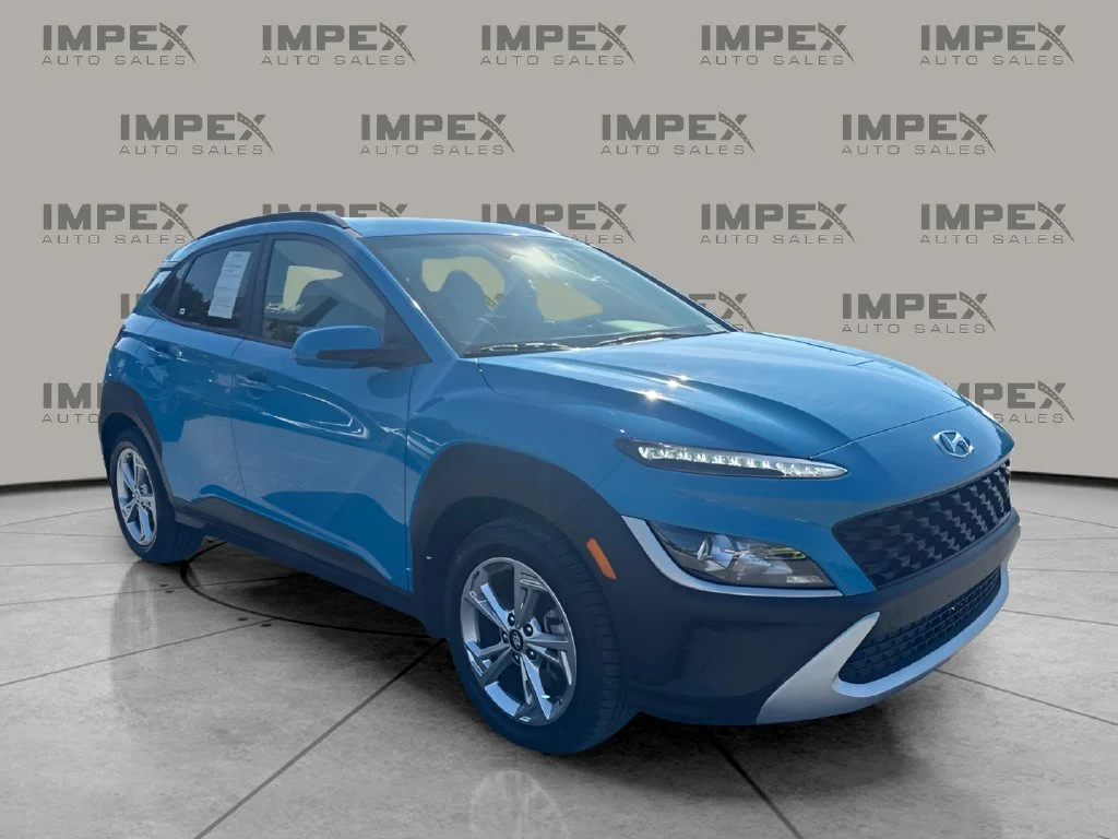 Used 2022 Green Hyundai SEL image 7