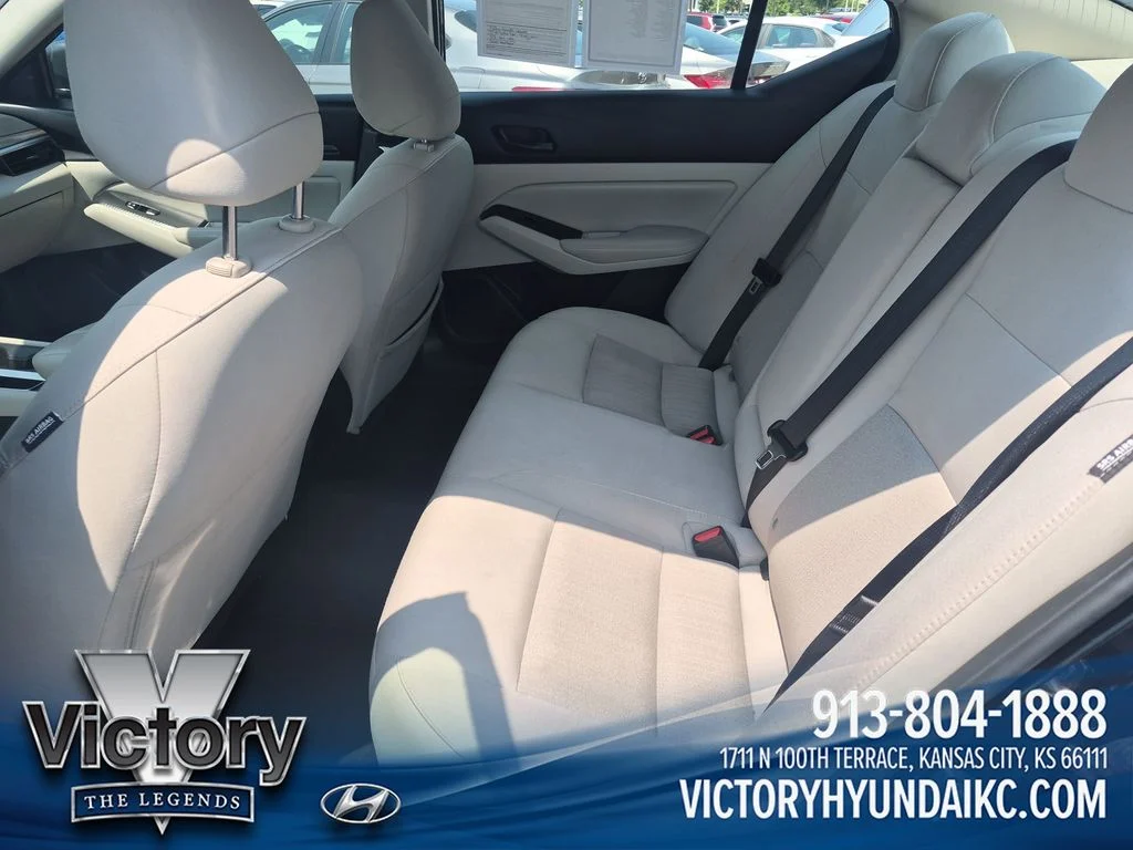 Used 2025 Black Nissan 2.5 SV image 24