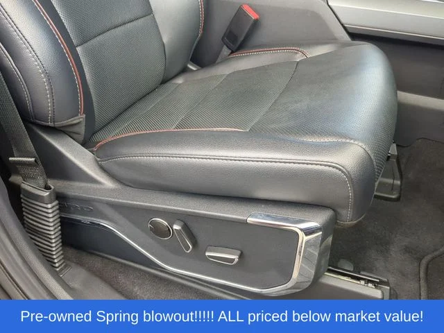 Used 2023 Black Ford Lariat image 51