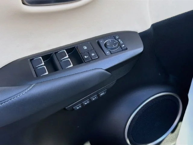 Used 2021 White Pearl Lexus NX 300 image 22