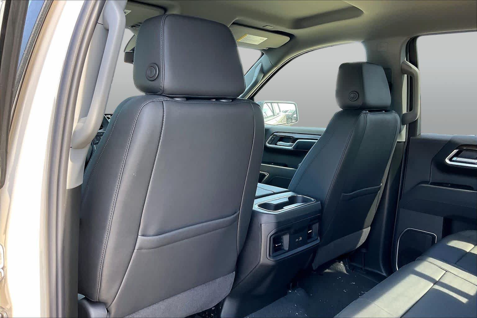 2026 Chevrolet Silverado 1500 RST - Photo 22