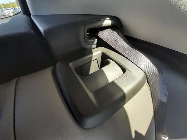 Used 2026 White Chevrolet ACTIV image 34