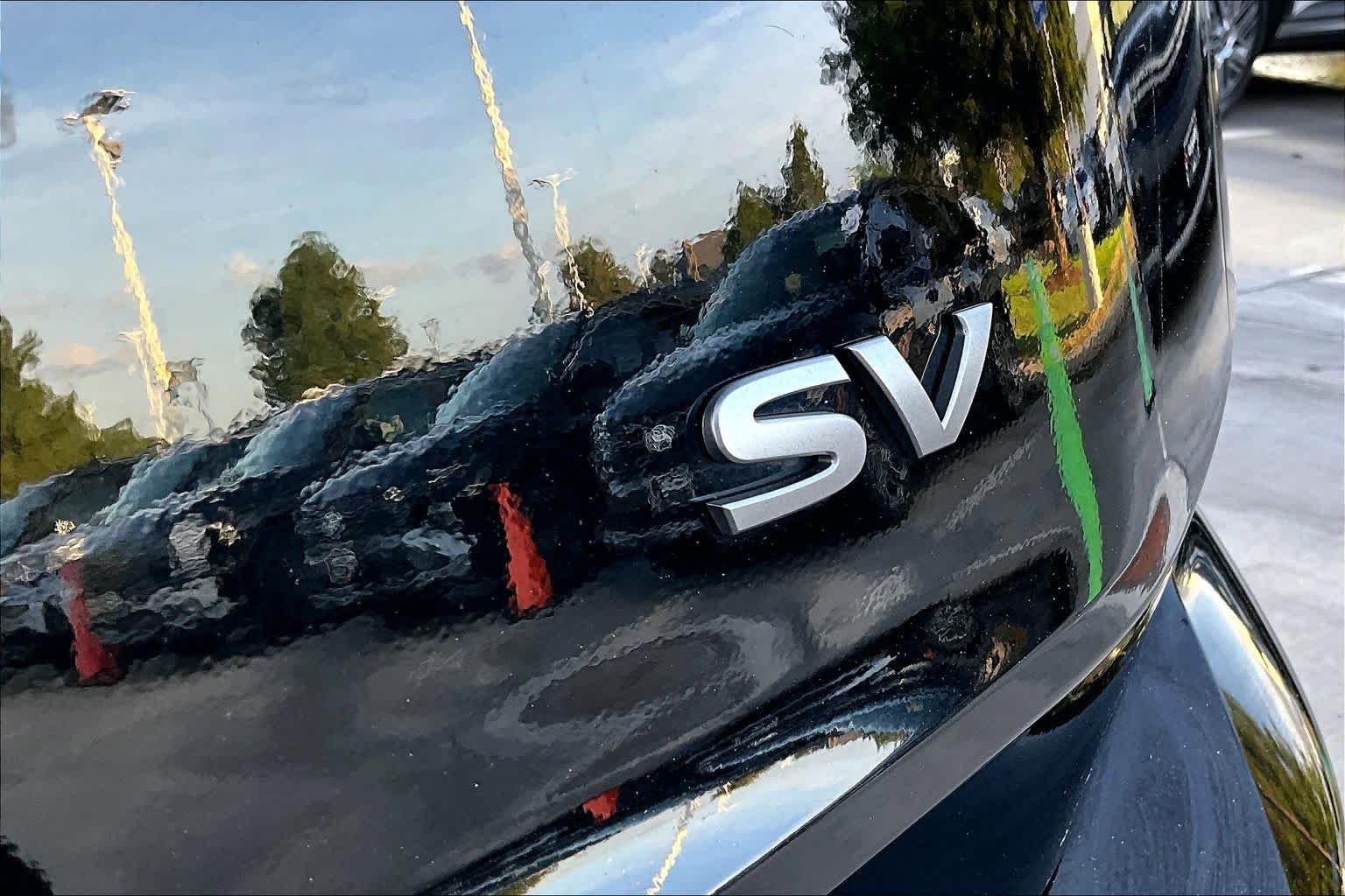 Used 2024 Super Black Nissan SV image 10