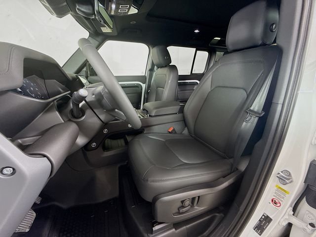 New 2026 Fuji White Land Rover X-Dynamic SE image 11
