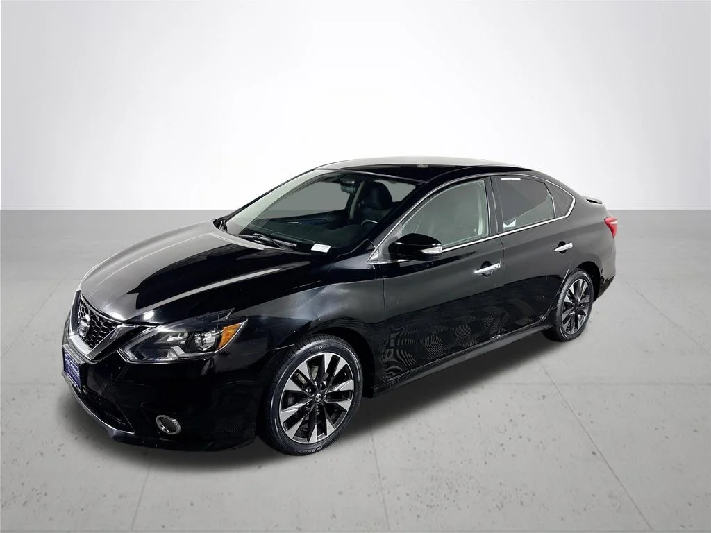 Used 2018 Nissan Sentra SR with VIN 3N1AB7AP0JY326927 for sale in Gladstone, OR