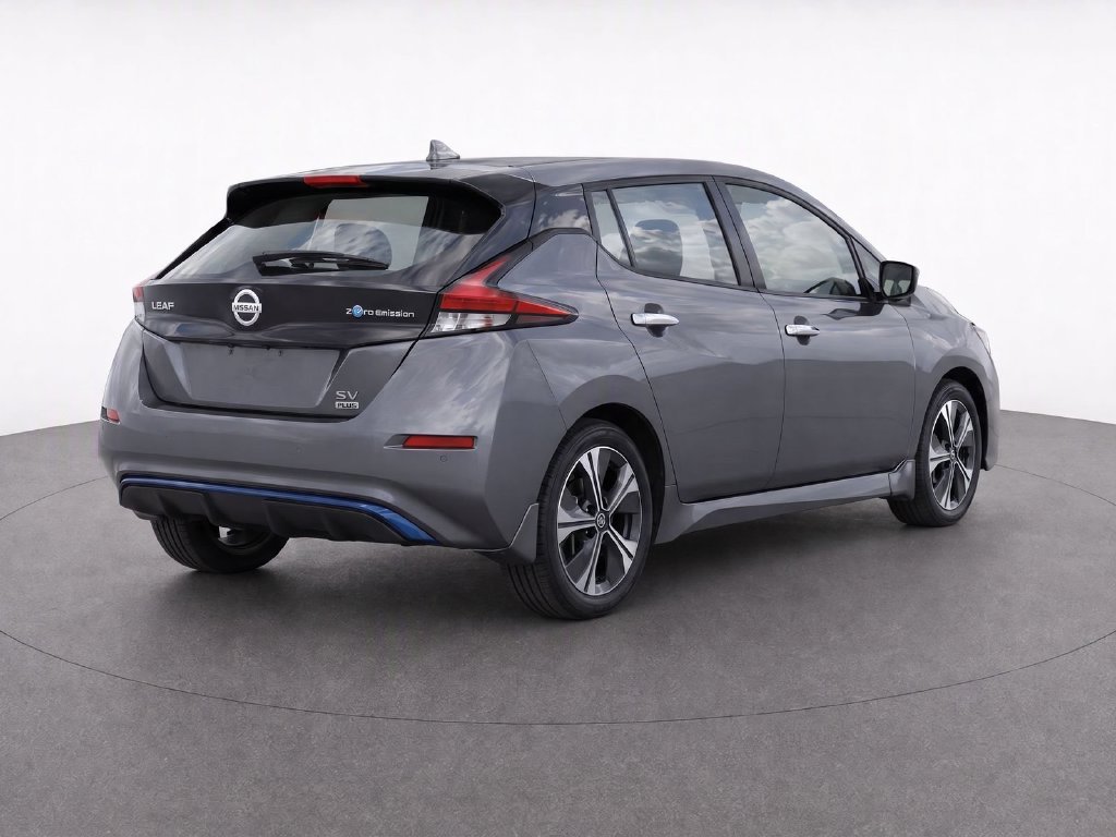 Used 2021 Gray Nissan SV Plus image 6