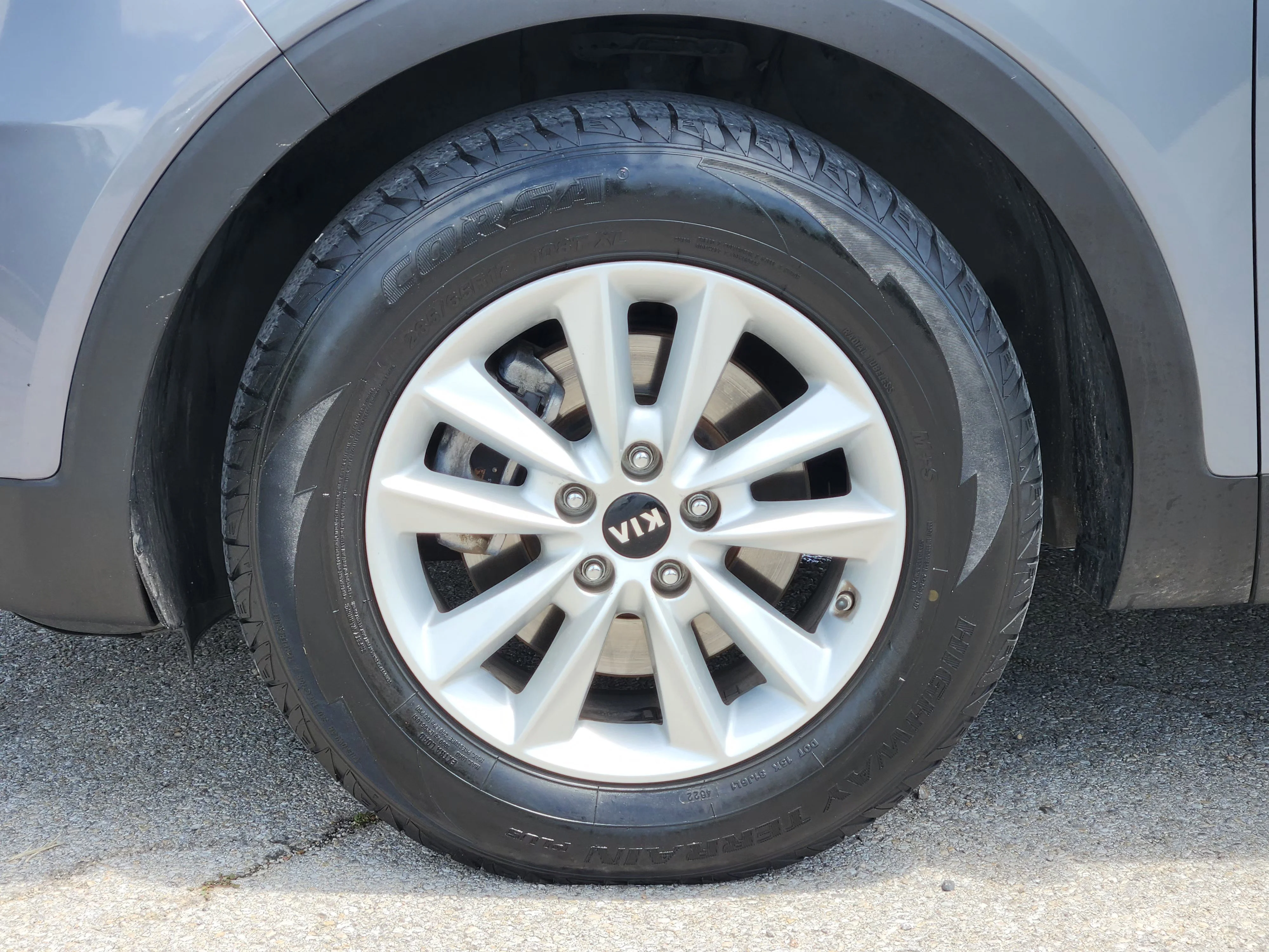 Used 2020 Everlasting Silver Kia L image 10