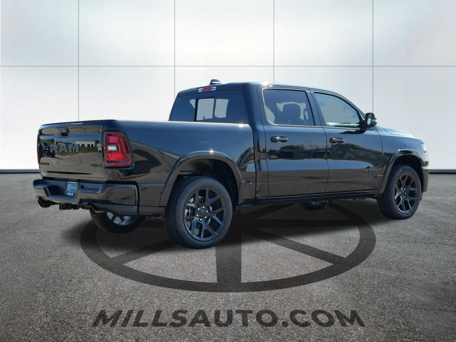 New 2026 Diamond Black Crystal Pearl-Coat Exterior Paint RAM Laramie image 5