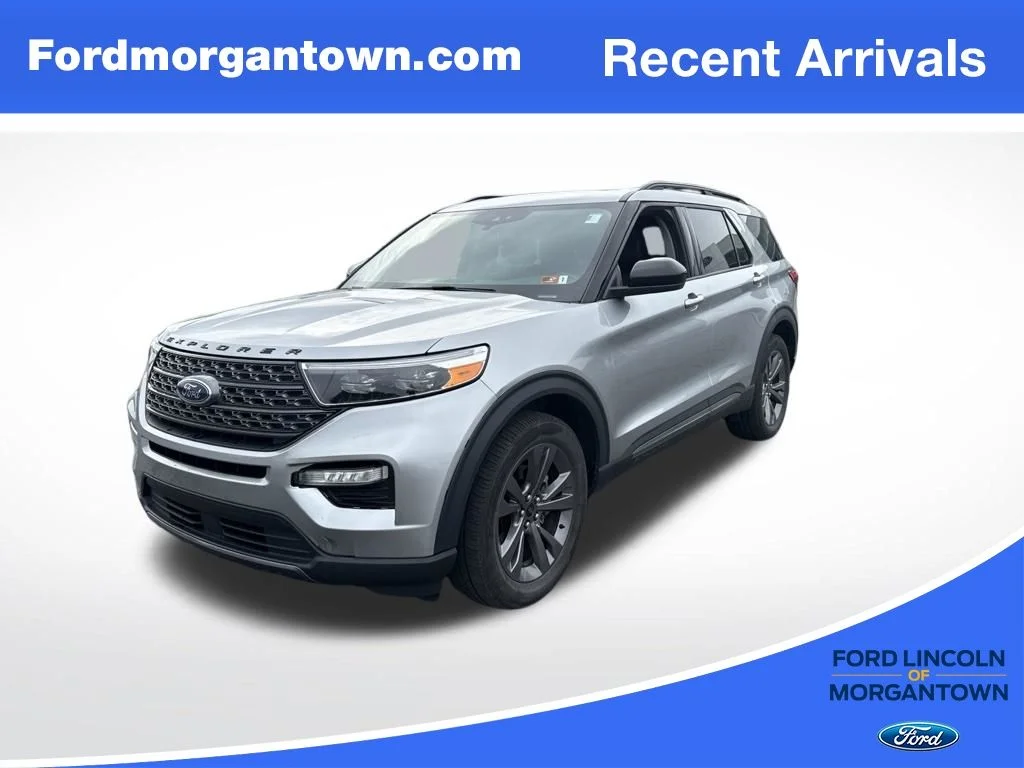 Used 2023 Silver Metallic Ford XLT image 1
