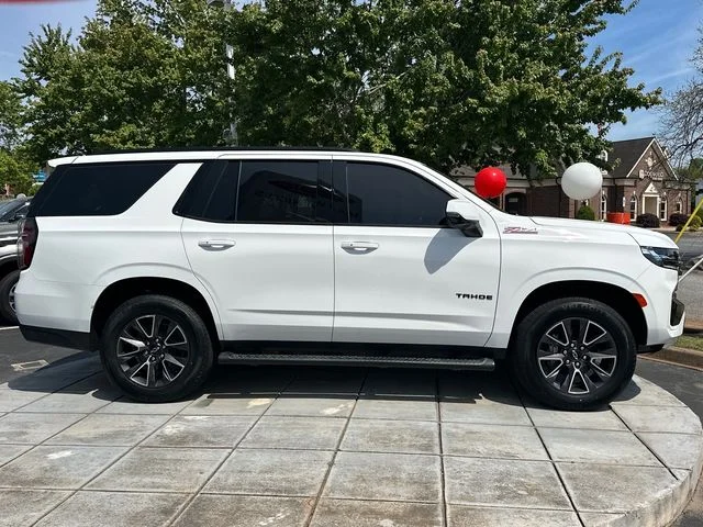 Used 2021 White Chevrolet Z71 image 2
