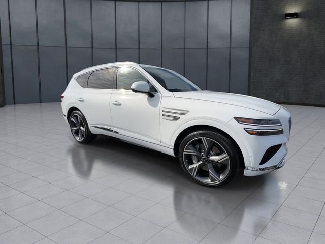 Used 2025 White Genesis 3.5T Prestige image 2