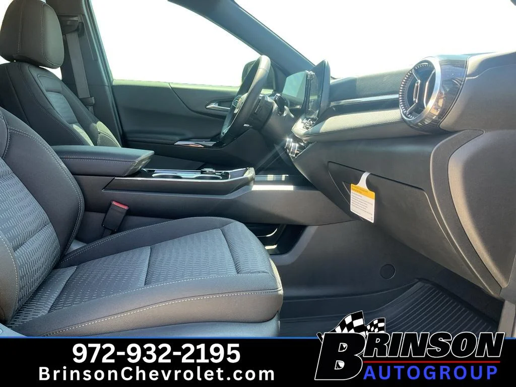 New 2027 Mosaic Black Metallic Chevrolet LT image 5