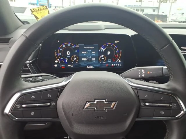Used 2025 Sterling Gray Metallic Chevrolet Z71 image 19