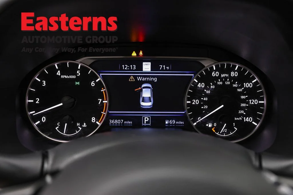 Used 2024 Black Nissan 2.5 SL image 18