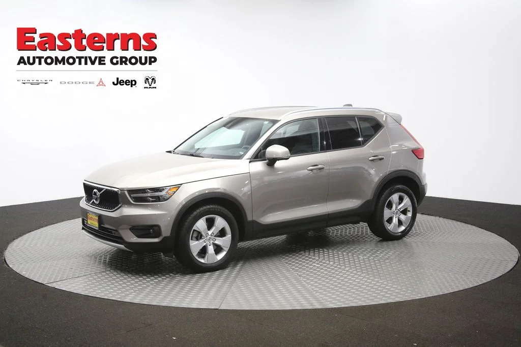 Used 2022 Brown Volvo Momentum image 59