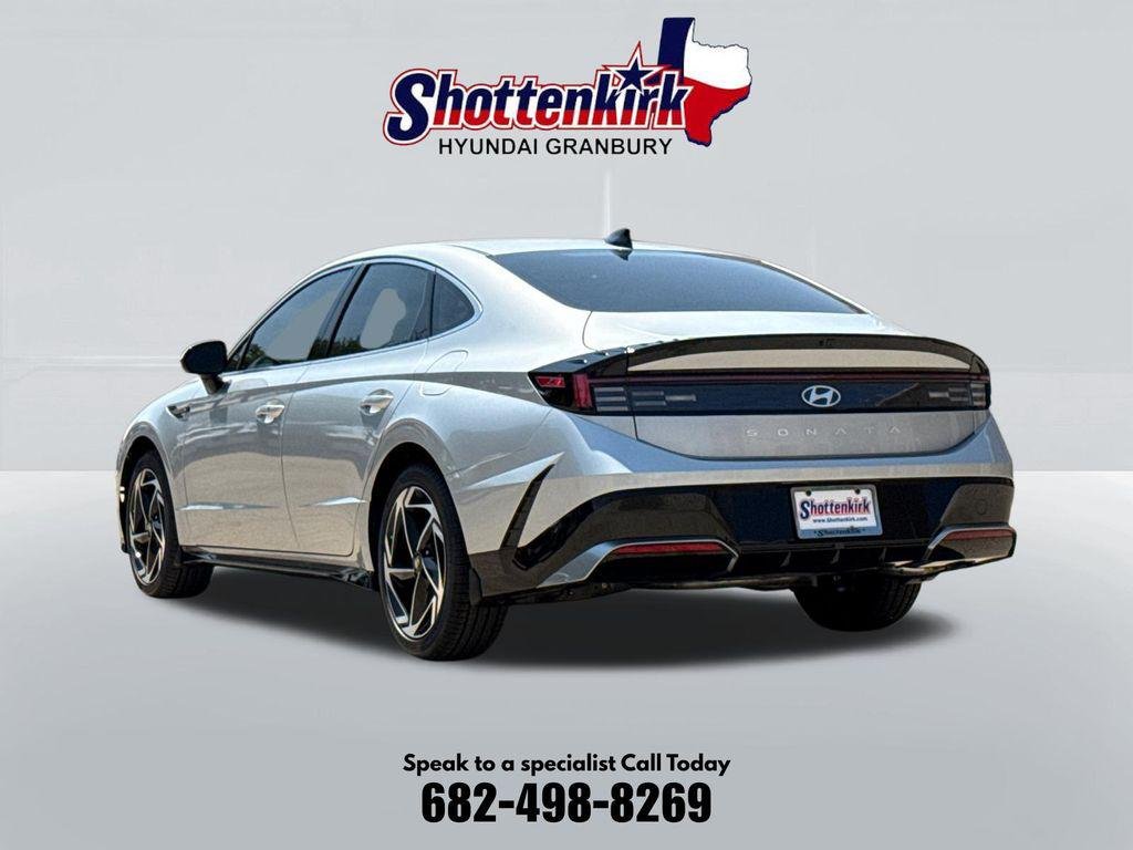 New 2026 Silver Hyundai SEL Sport image 8