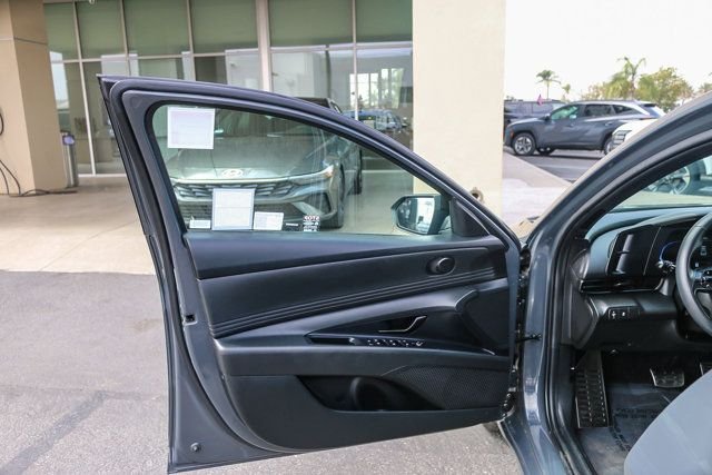 Certified Used 2025 Gray Hyundai SEL Sport image 23