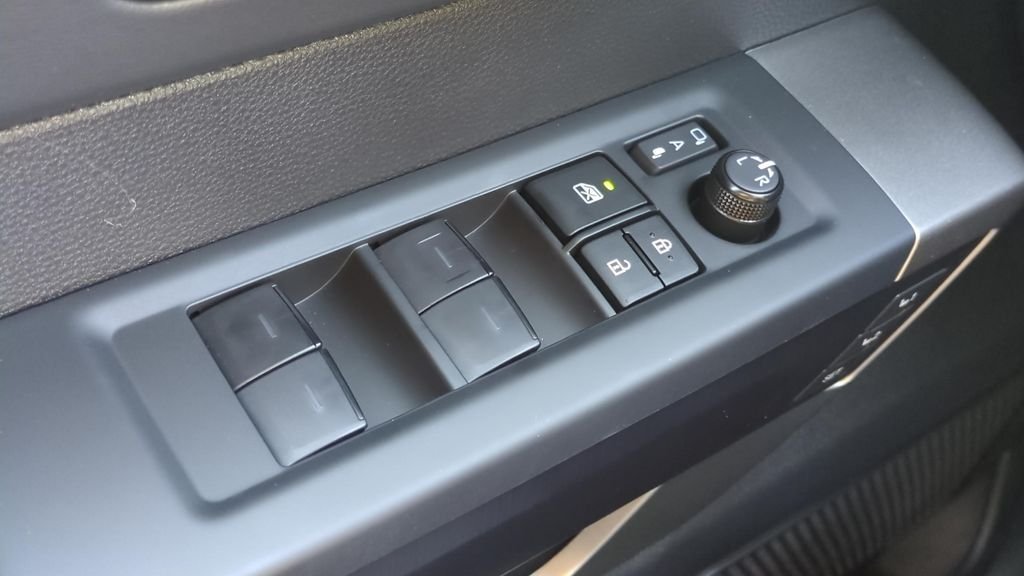 2026 Toyota Tundra Platinum - Photo 19