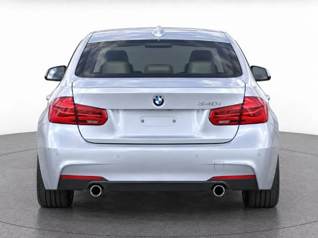 Used 2016 Silver BMW 340i image 4