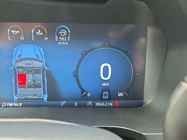 Used 2025 Blue Ford XLT image 21