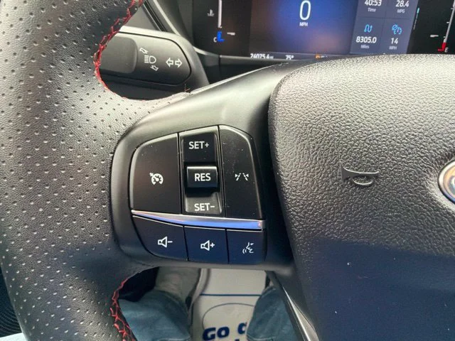 Used 2025 Gray Ford ST-Line image 32