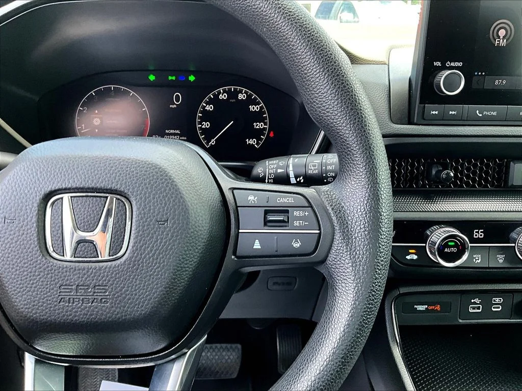 Used 2024 Lunar Silver Metallic Honda EX image 12