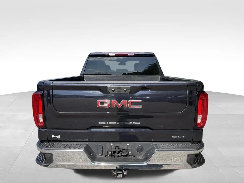 Used 2025 Silver GMC SLT image 4