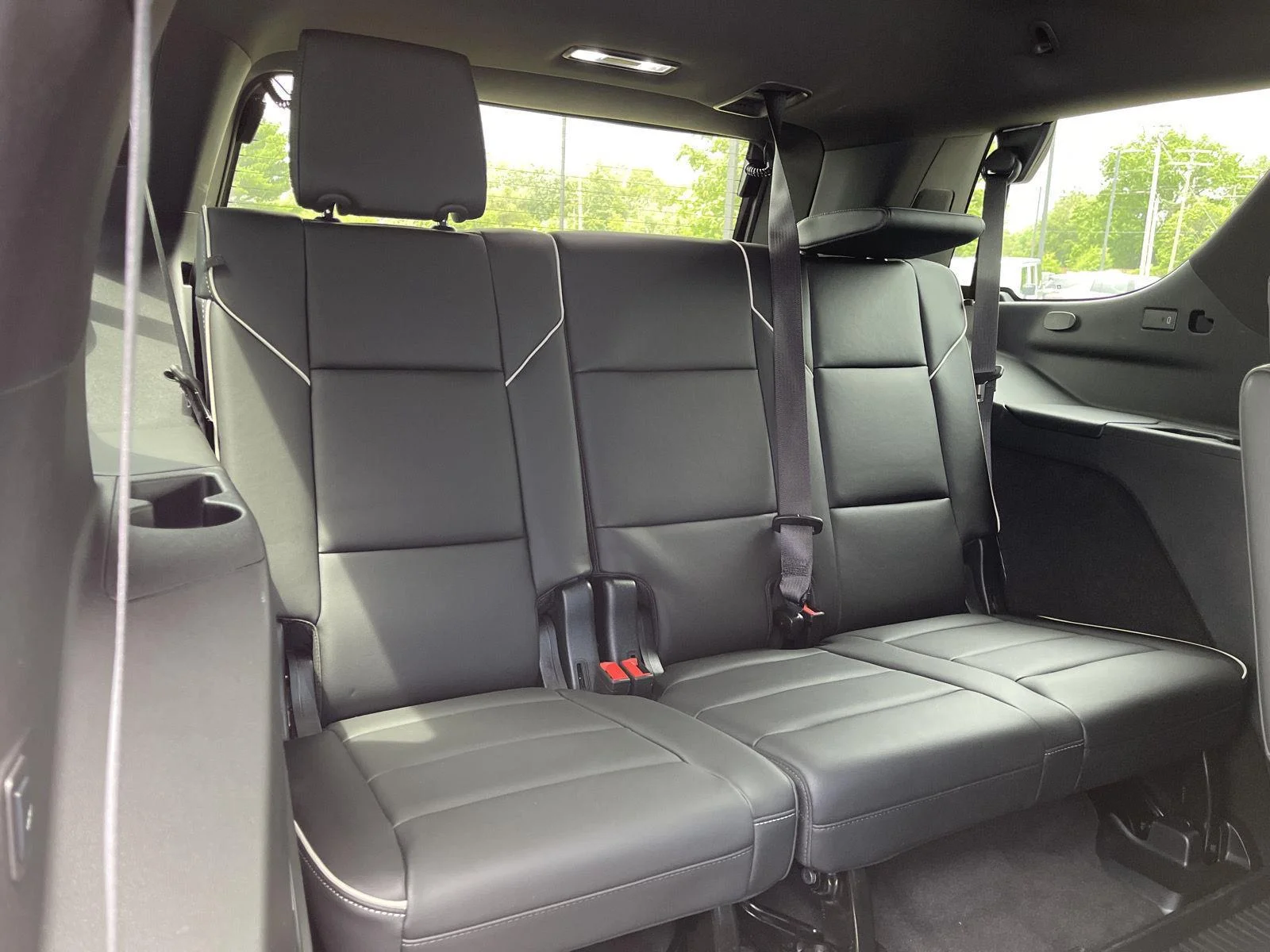 2024 Cadillac Escalade Premium Luxury - Photo 46