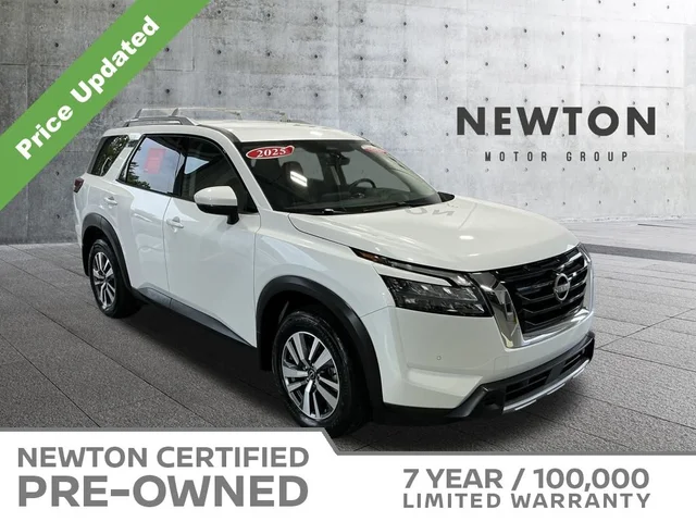 2025 Nissan Pathfinder SL