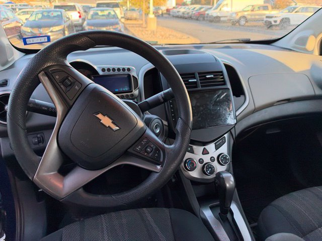 Used 2013 Blue Chevrolet LT image 8