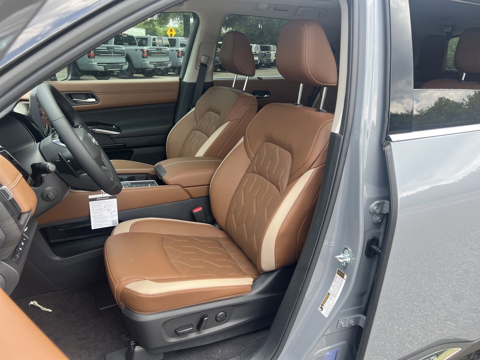 New 2026 Gray Nissan Platinum image 19
