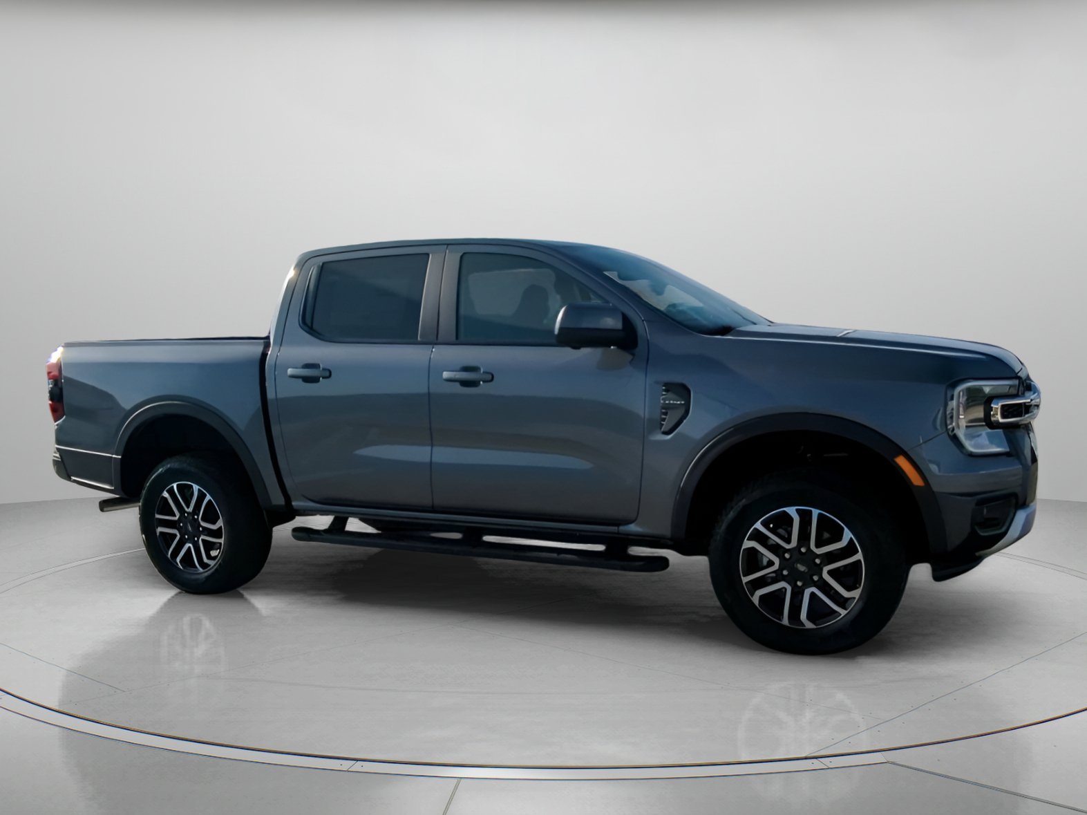 New 2026 Carbonized Gray Metallic Ford Lariat® image 32