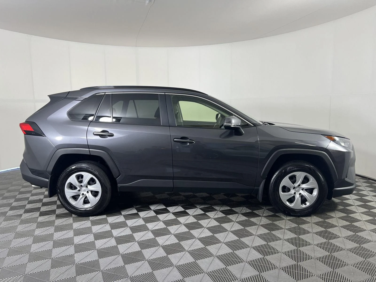 Used 2019 Magnetic Gray Metallic Toyota LE image 2
