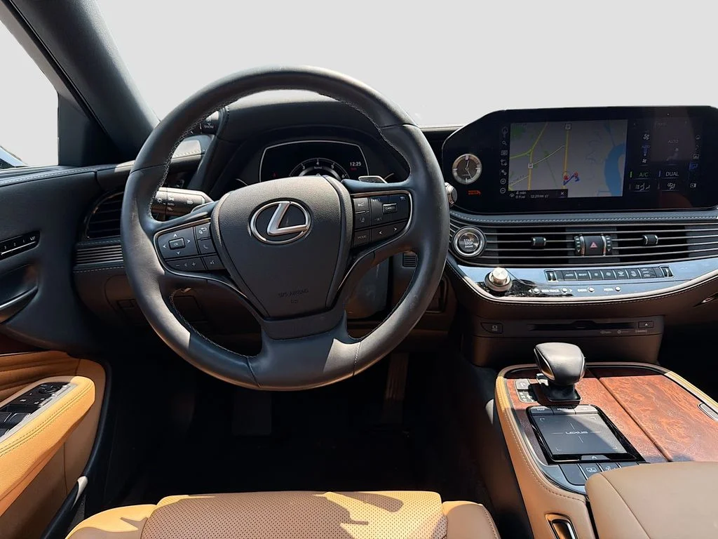 Used 2021 Quartz Lexus 500 Base image 24
