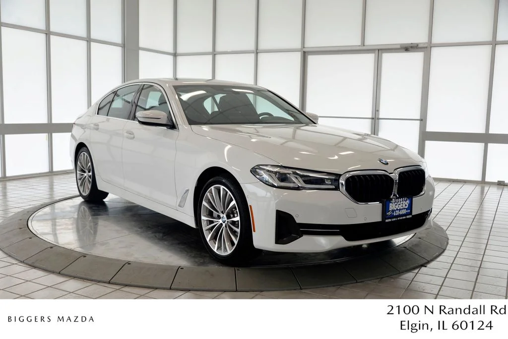 Used 2021 White BMW 530e iPerformance image 1