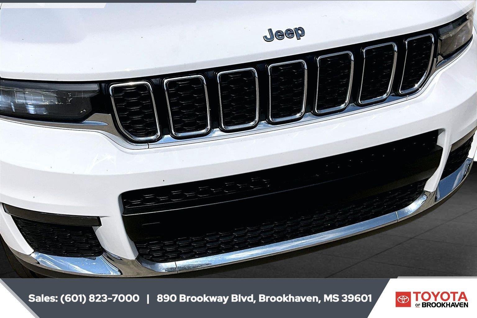 Used 2021 Bright White Clearcoat Jeep Limited image 22