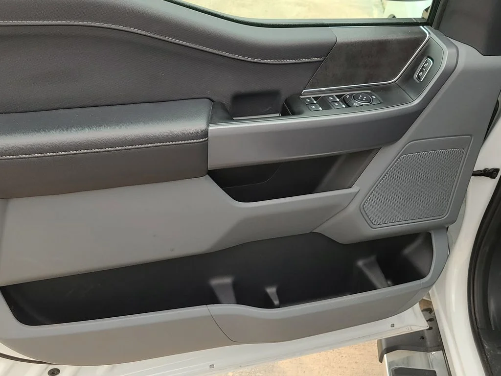 Used 2025 White Ford XLT image 19