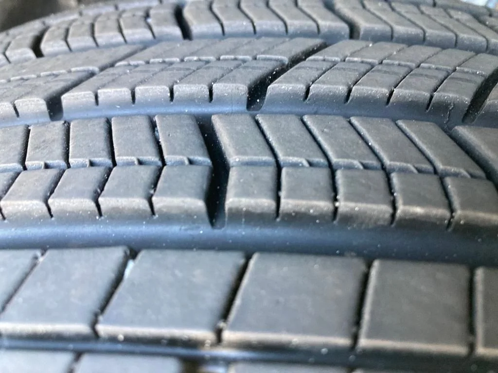 New 2024 Baltic Gray Metallic Clearcoat Jeep 4xe image 26