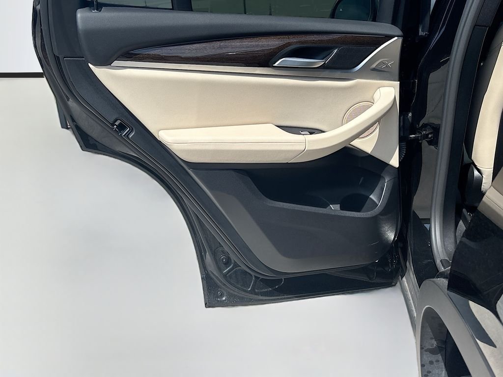 Used 2024 Jet Black BMW sDrive30i image 15