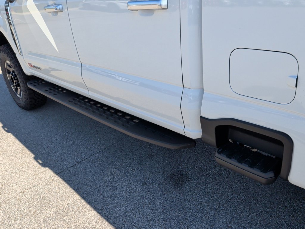 New 2027 Star White Metallic Tri-Coat Ford F-250® Platinum® image 47