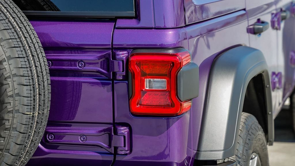 New 2026 Reign Jeep Sport S image 10