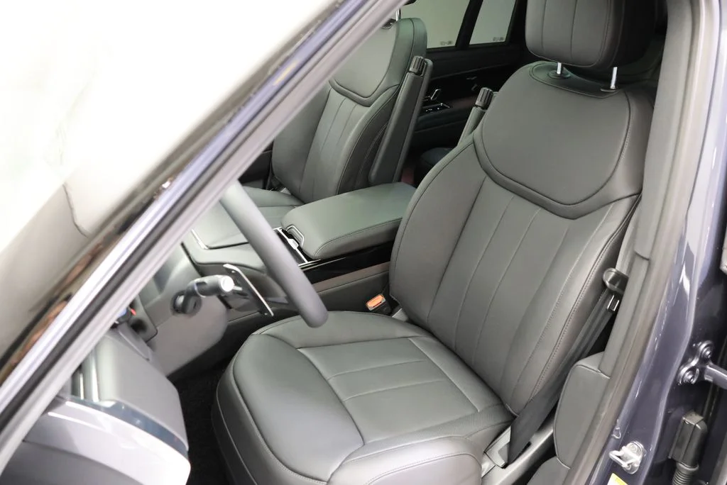 2026 Land Rover Range Rover SE - Photo 30