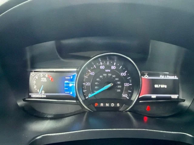 Used 2018 Gray Ford XLT image 16